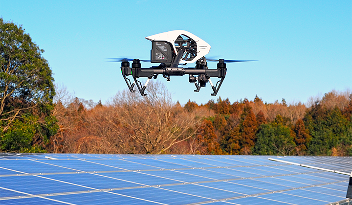 ドローンを用いた赤外線サーモグラフィ太陽光発電(ソーラーパネル)調査